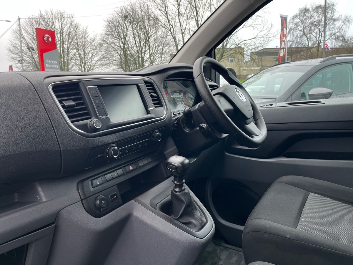 Used Vauxhall Vivaro 2023 for sale - 77271662: Photo 29