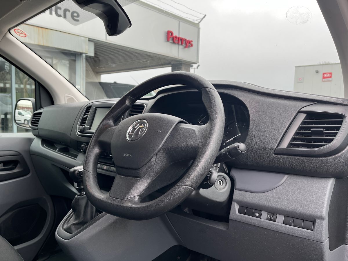 Used Vauxhall Vivaro 2023 for sale - 77271662: Photo 34
