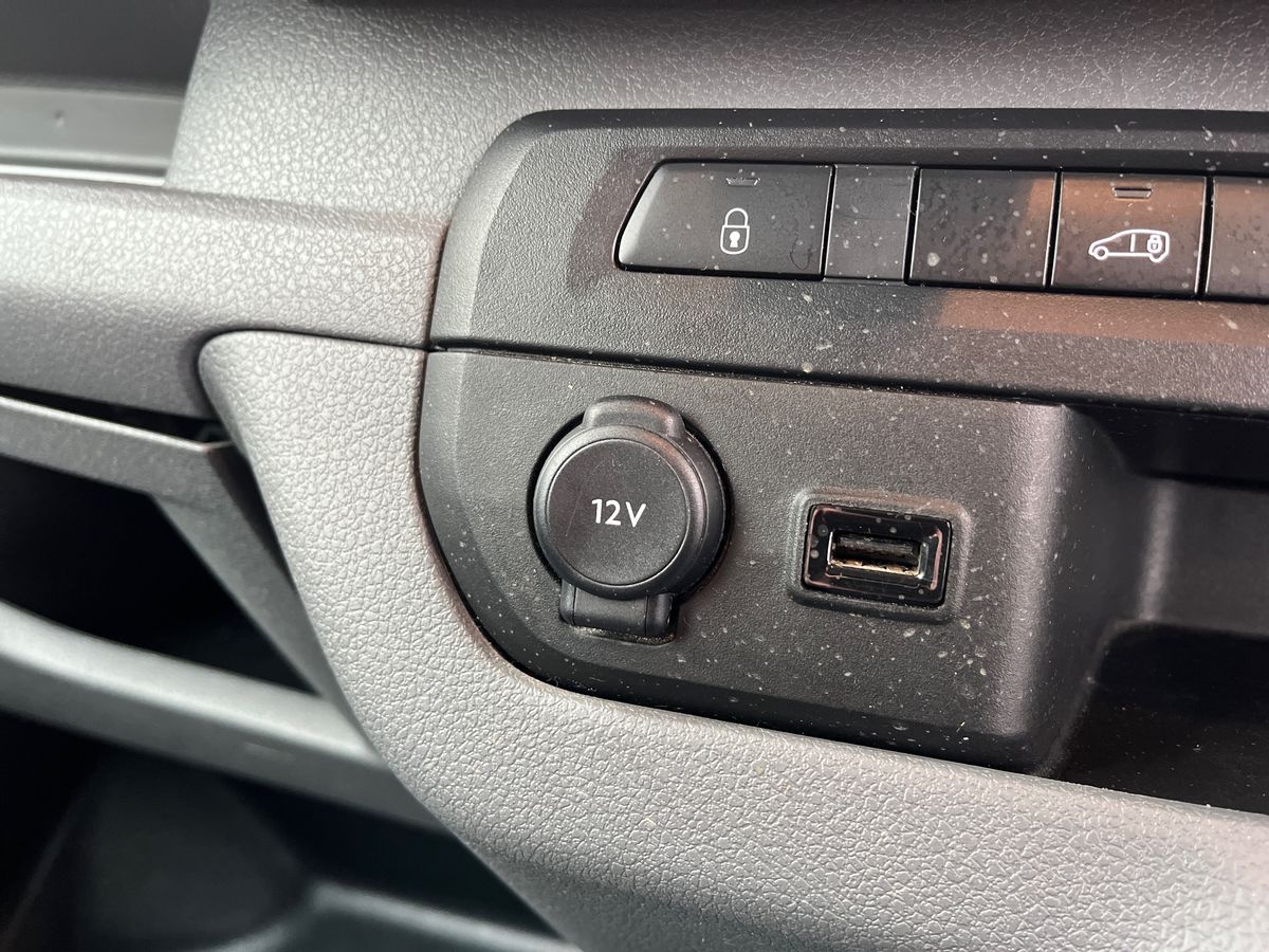 Used Vauxhall Vivaro 2023 for sale - 77271662: Photo 56