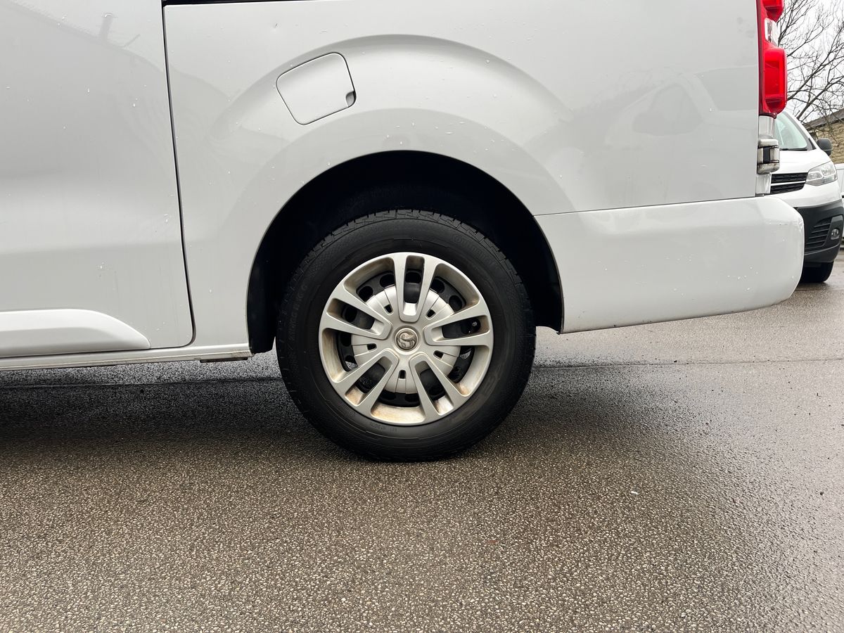 Used Vauxhall Vivaro 2023 for sale - 77271662: Photo 7