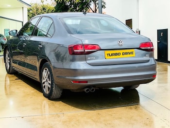 Used Volkswagen Jetta 2015 for sale - 78245485: Photo