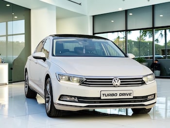 Used Volkswagen Passat 2019 for sale - 79348754: Photo