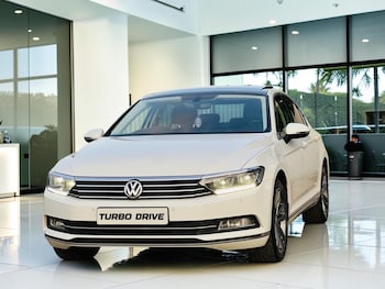 Used Volkswagen Passat 2019 for sale - 79348754: Photo