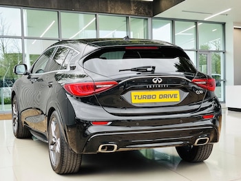 Used Infiniti Q30 2017 for sale - 78946793: Photo