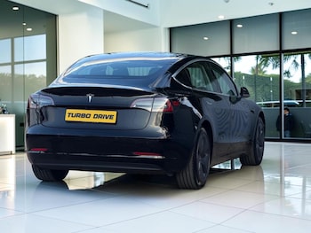 Used Tesla Model 3 2019 for sale - 79609378: Photo