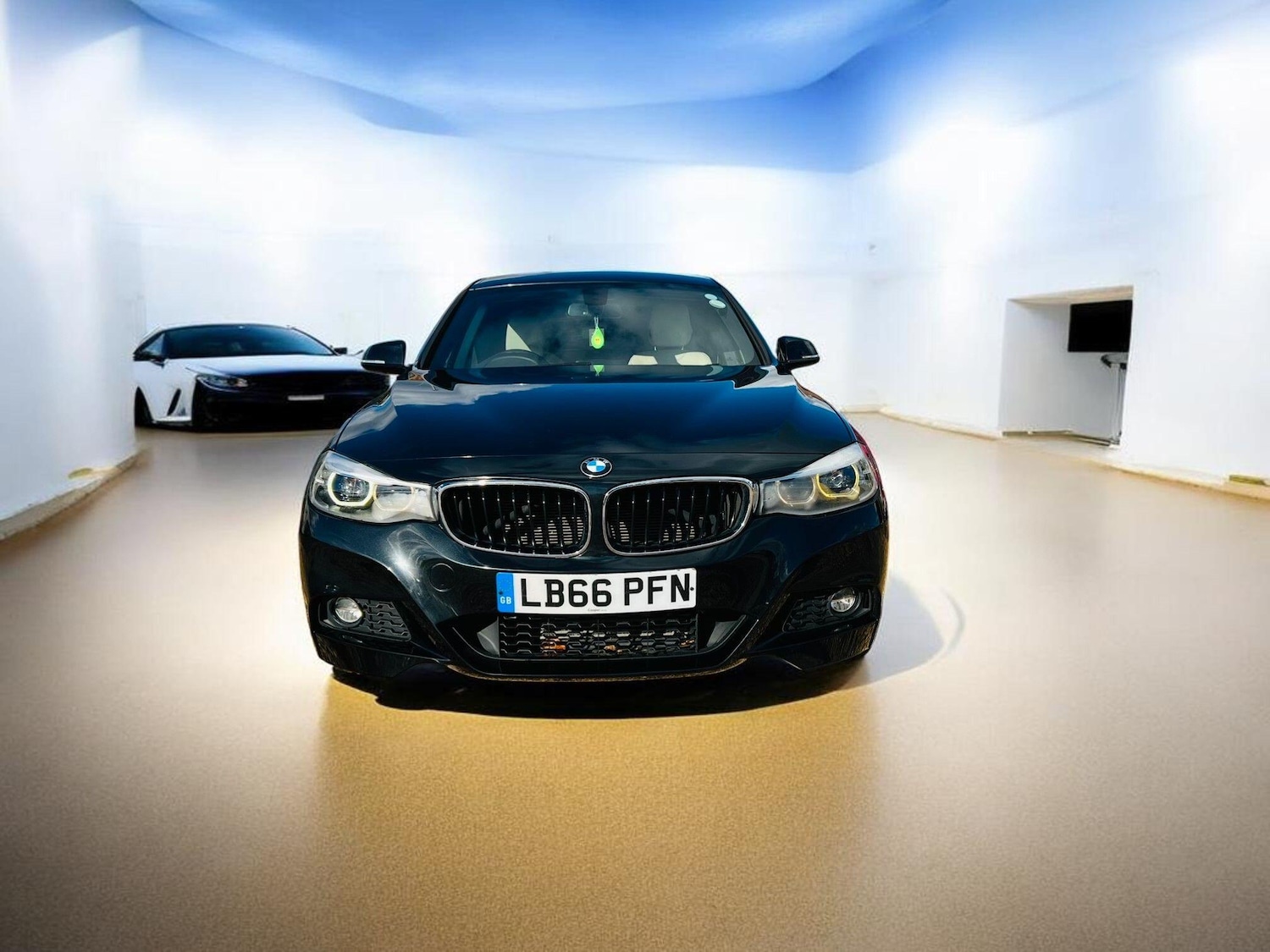 Used BMW 3 Series Gran Turismo for sale - 78034031: Photo 2