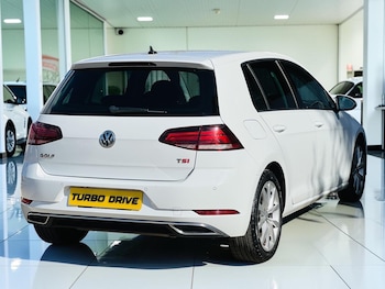 Used Volkswagen Golf 2018 for sale - 78878110: Photo