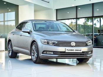 Used Volkswagen Passat 2016 for sale - 79425833: Photo