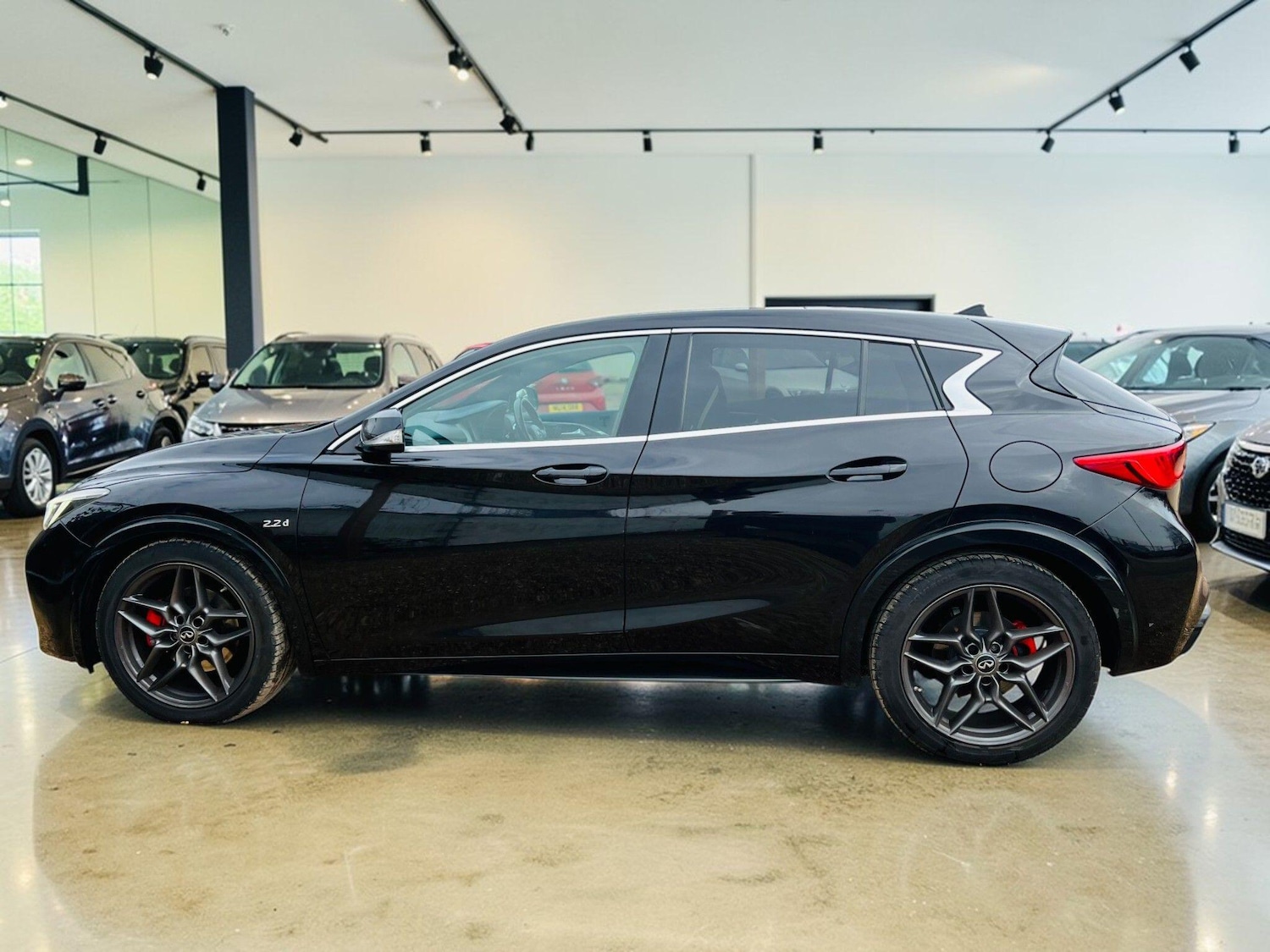 Used Infiniti Q30 for sale - 78033950: Photo 5