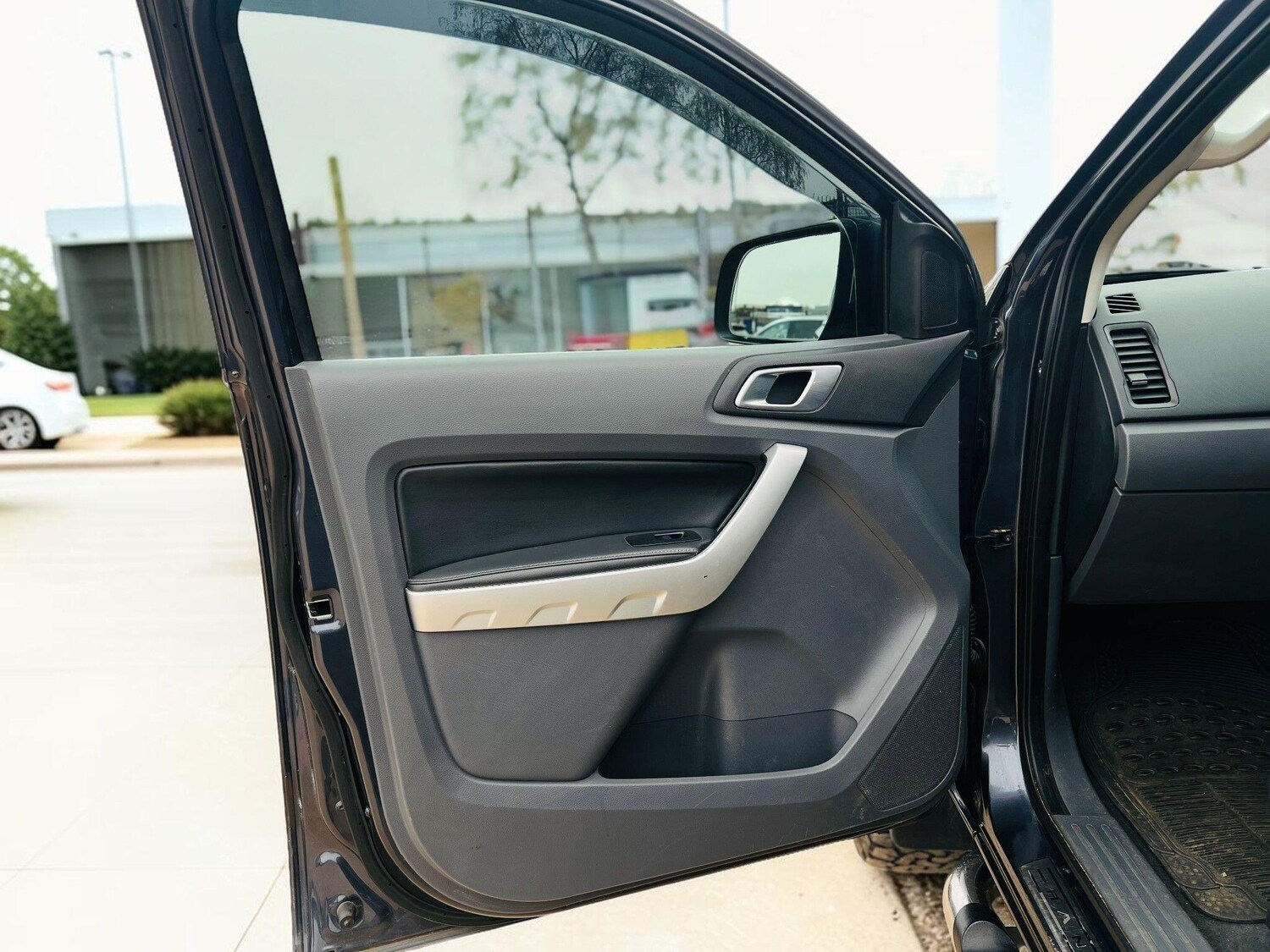 Used Ford Ranger 2015 for sale - 78203982: Photo 33