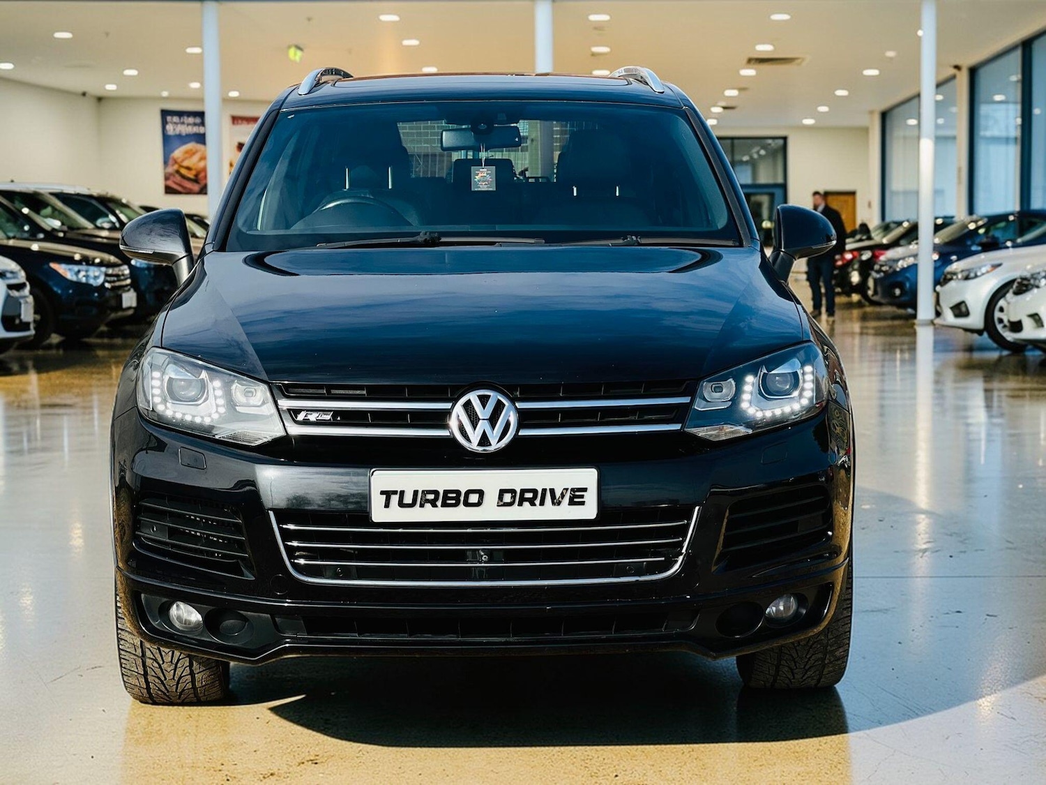 Used Volkswagen Touareg for sale - 78034508: Photo 2