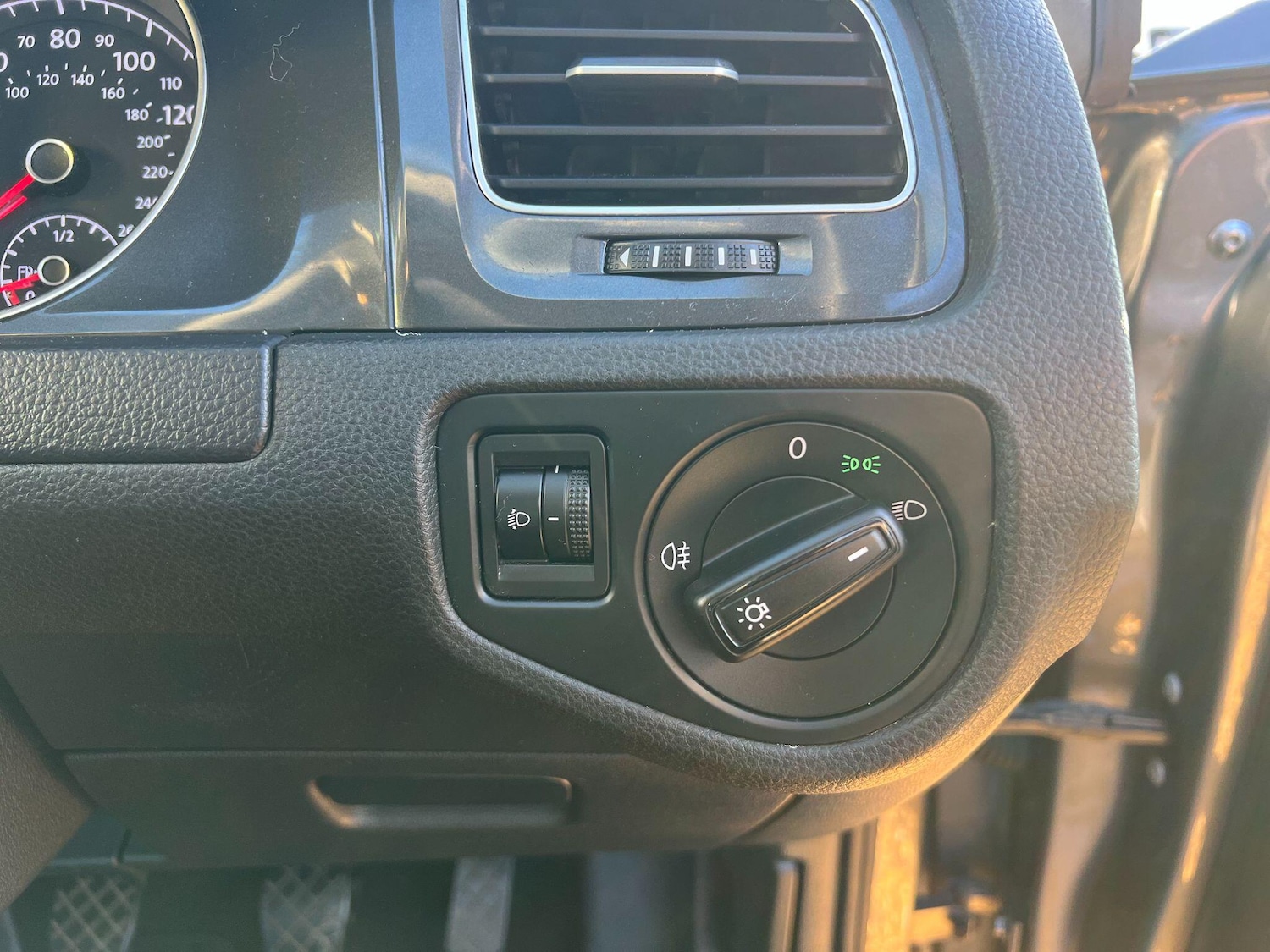 Used Volkswagen Golf for sale - 78034110: Photo 15