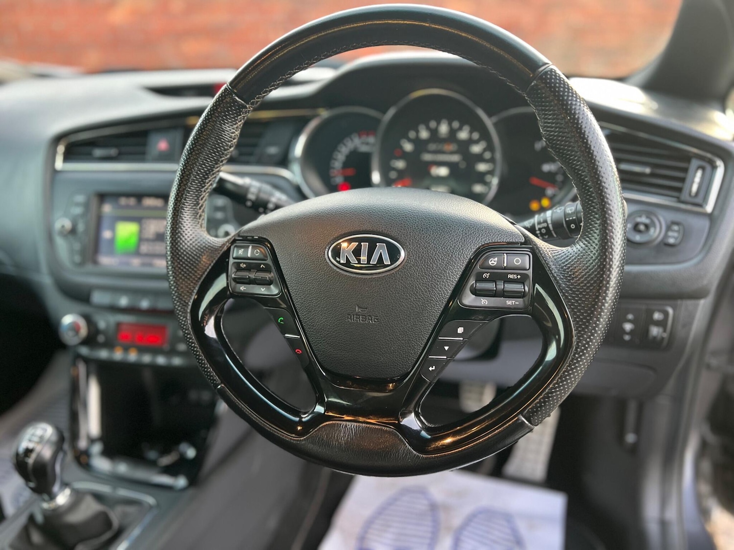 Used Kia Ceed for sale - 78035109: Photo 31