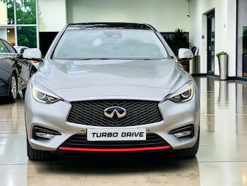 Used Infiniti Q30 2016 for sale - 78516553: Photo
