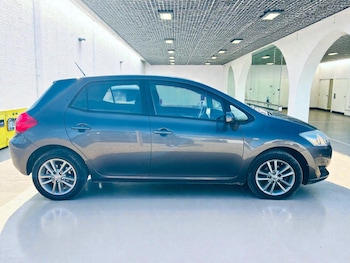 Used Toyota Auris 2009 for sale - 78156620: Photo