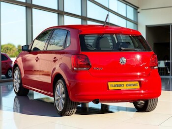 Used Volkswagen Polo 2011 for sale - 79116915: Photo