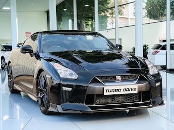 Used Nissan GT-R 2017 for sale - 78898197: Photo