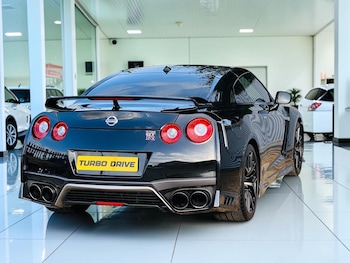 Used Nissan GT-R 2017 for sale - 78898197: Photo