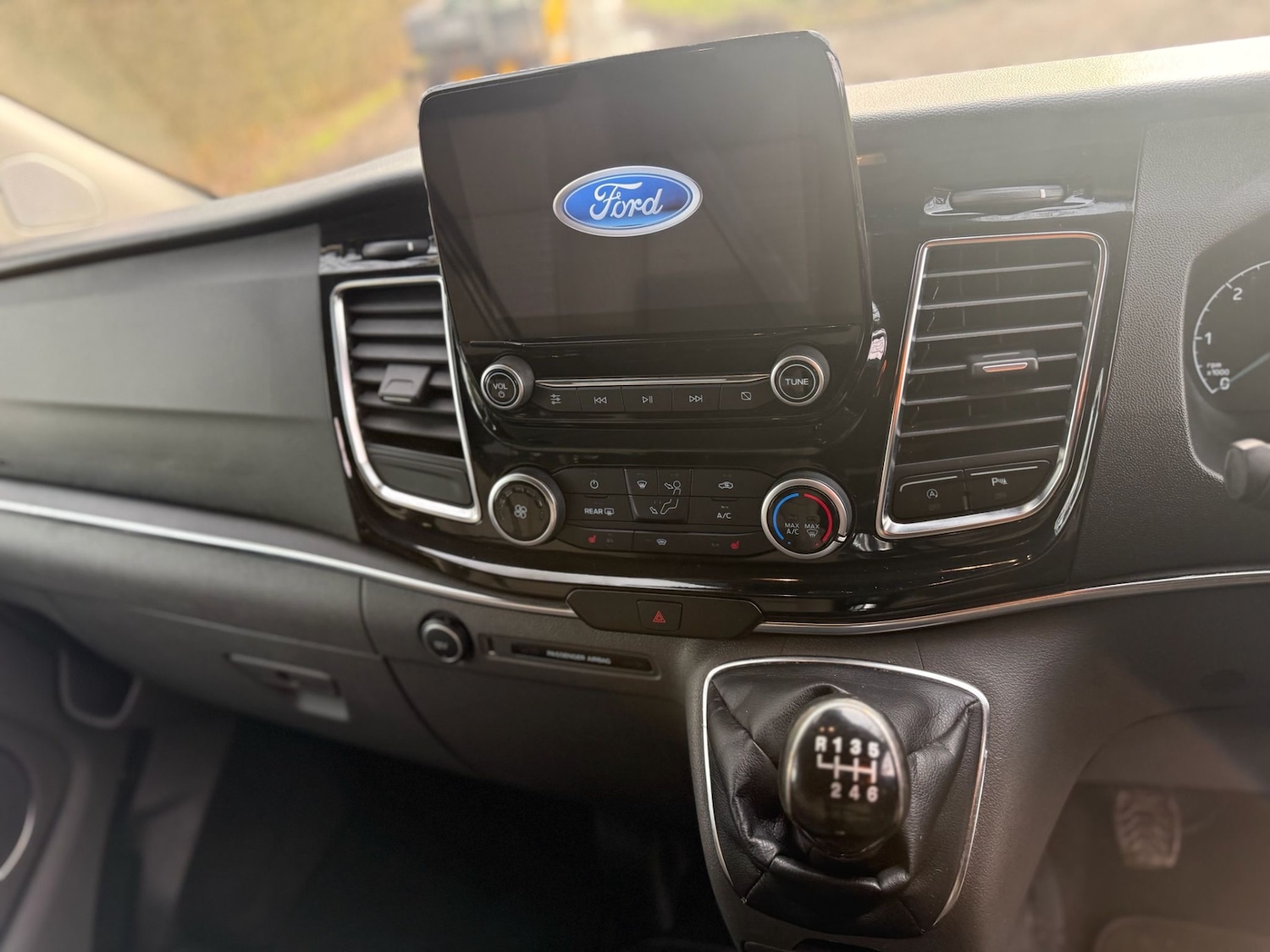 Used Ford Tourneo Custom 2019 for sale - 77579808: Photo 2