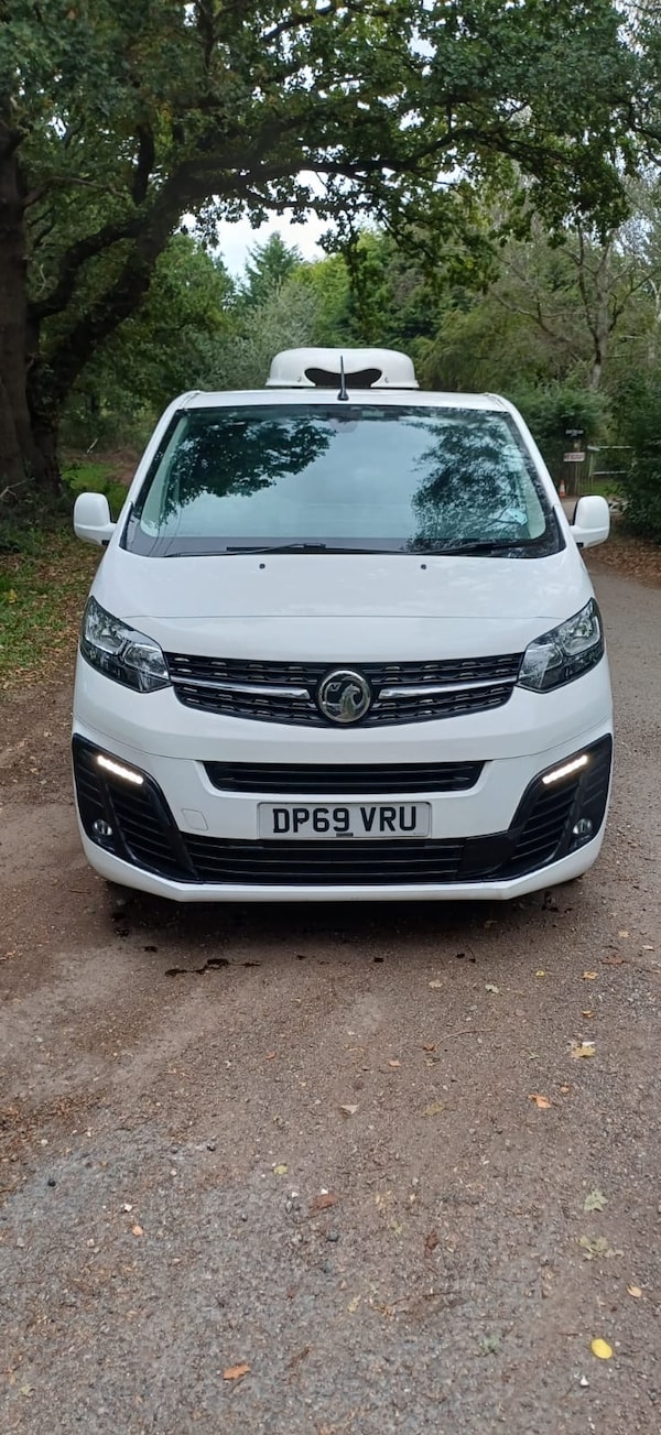 Used Vauxhall Vivaro 2019 for sale - 76079499: Photo 2
