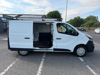 Used Vauxhall Vivaro 2018 for sale - 79099885: Photo