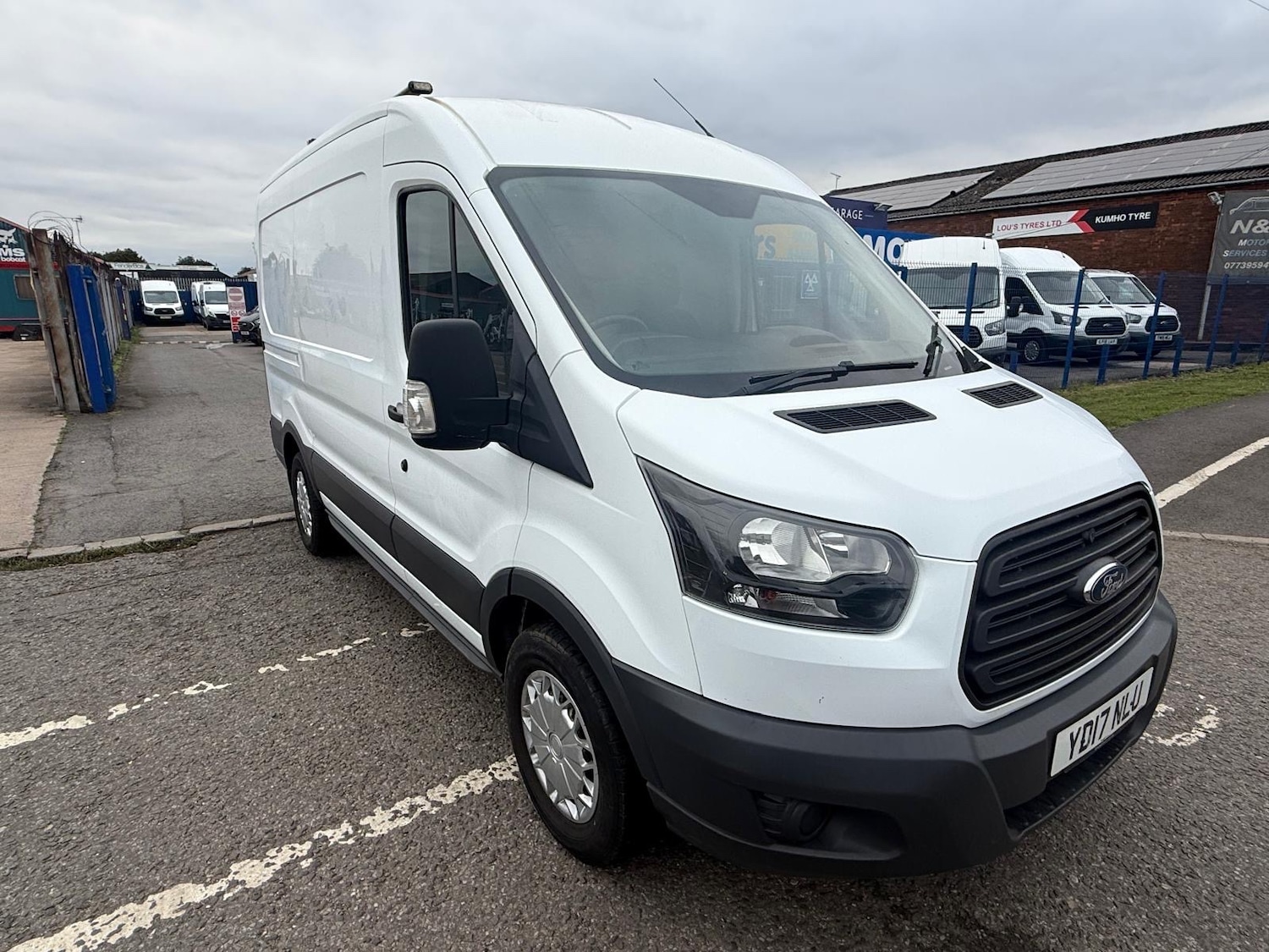Used Ford Transit 2017 for sale - 76253413: Photo 1