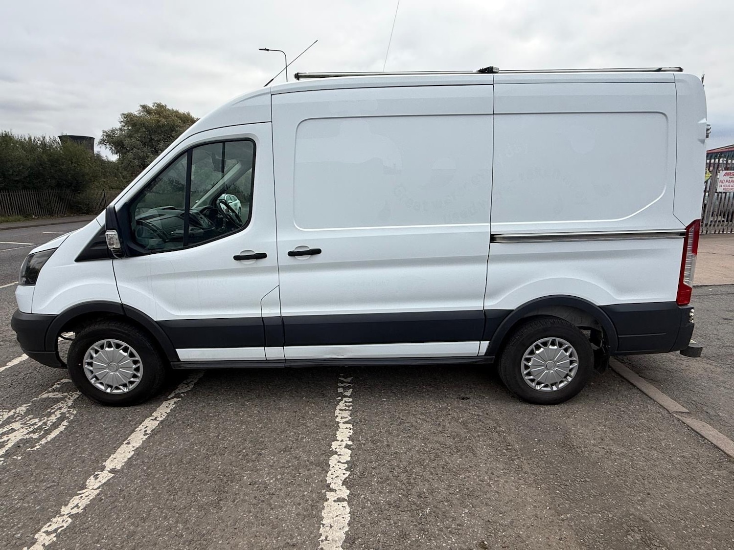 Used Ford Transit 2017 for sale - 76253413: Photo 4