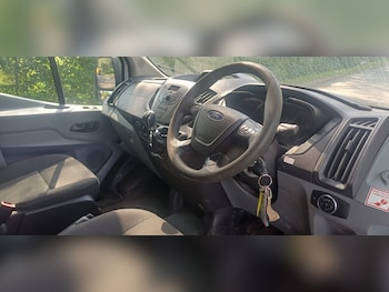 Used Ford Transit 2018 for sale - 78733645: Photo