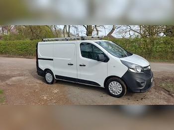 Vauxhall Vivaro feature image
