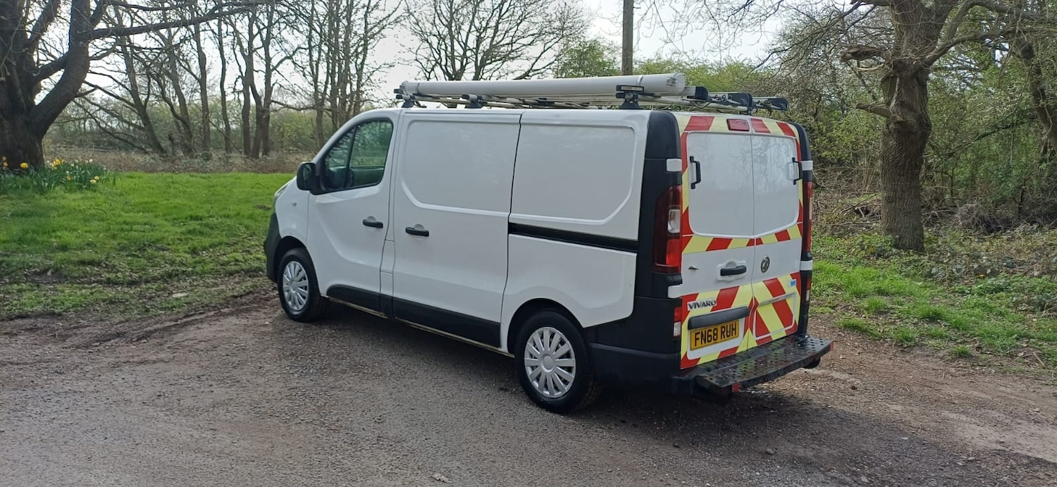Used Vauxhall Vivaro 2018 for sale - 77984975: Photo 5