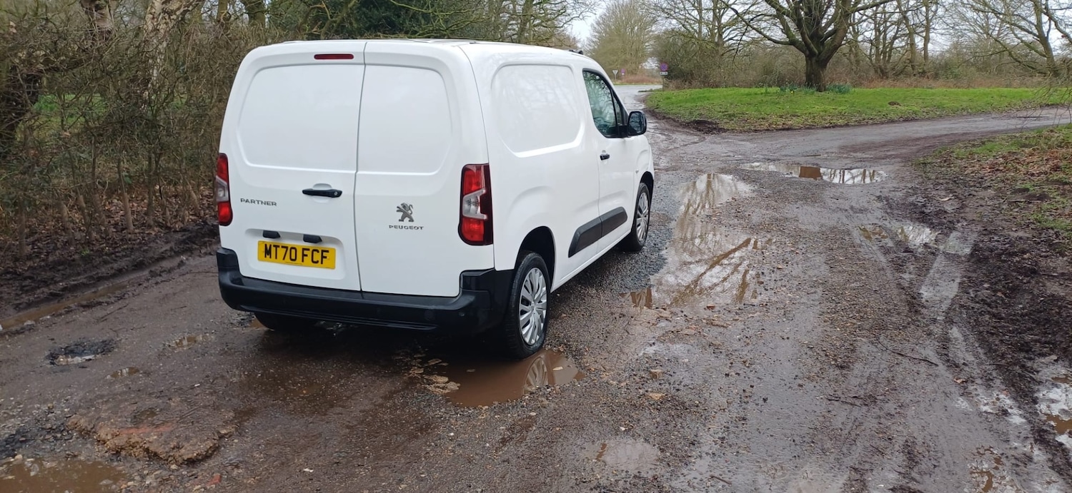 Used Peugeot Partner 2020 for sale - 77619461: Photo 2