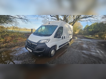 Vauxhall Movano feature image