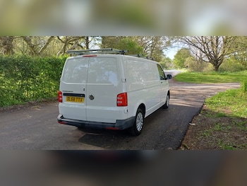 Used Volkswagen Transporter 2018 for sale - 78666751: Photo