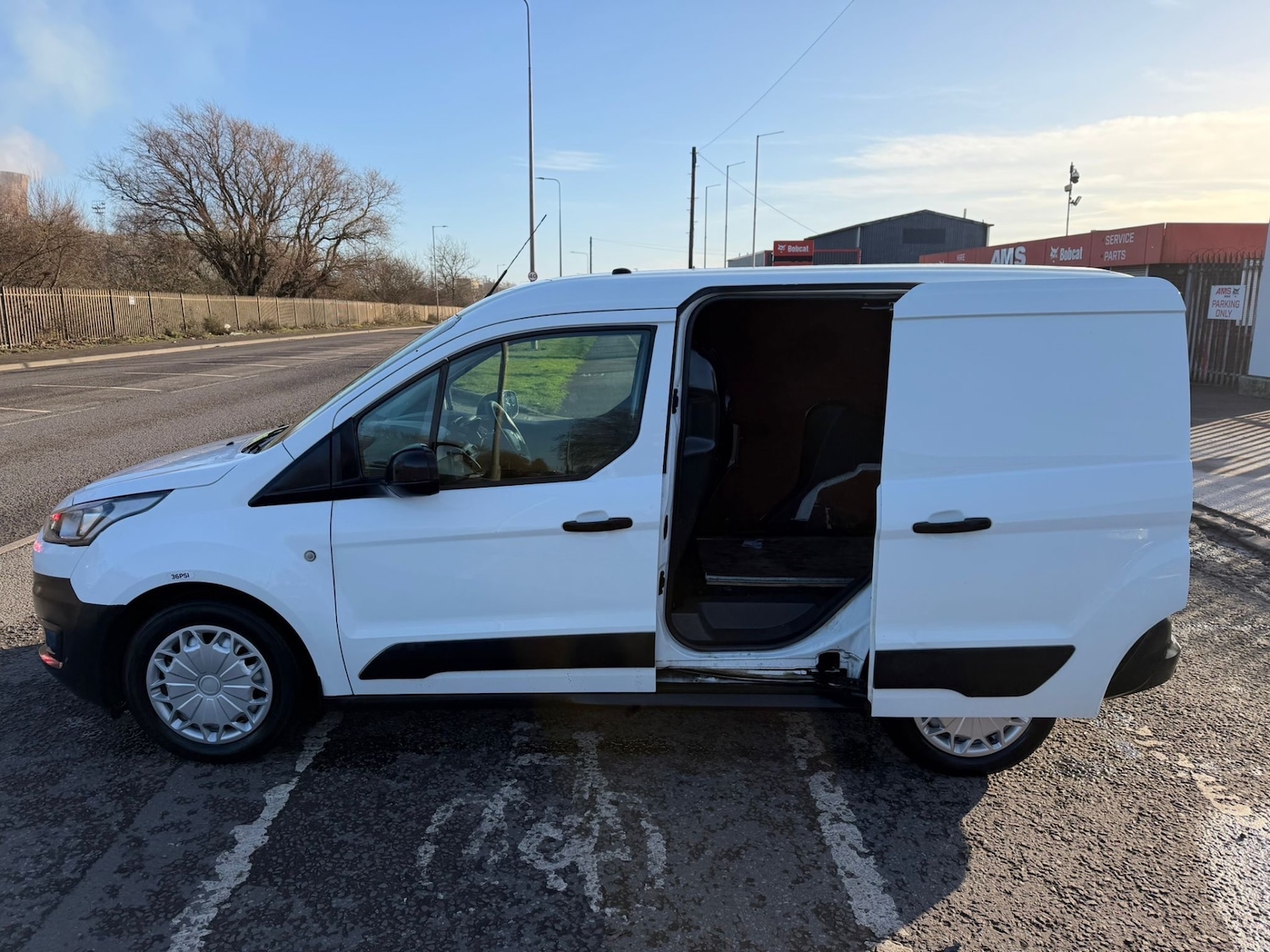 Used Ford Transit Connect 2020 for sale - 77247394: Photo 8