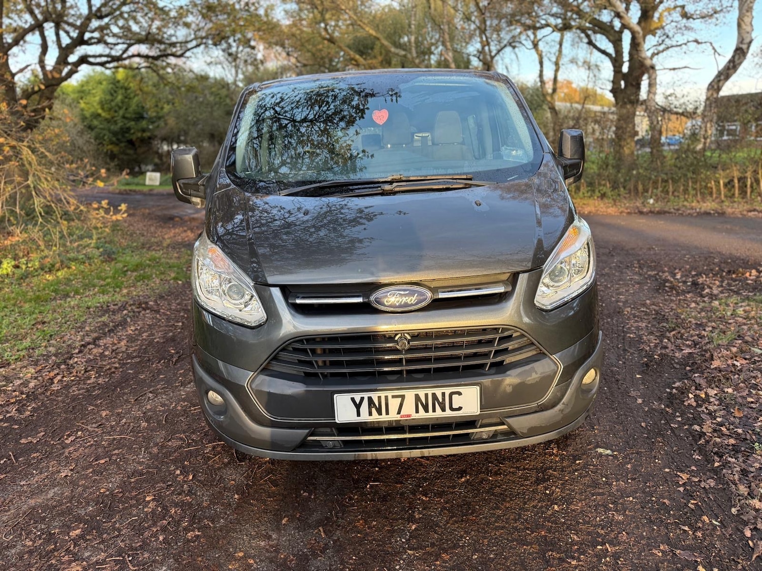 Used Ford Tourneo Custom 2017 for sale - 76651313: Photo 2