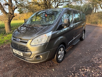 Used Ford Tourneo Custom 2017 for sale - 76651313: Photo