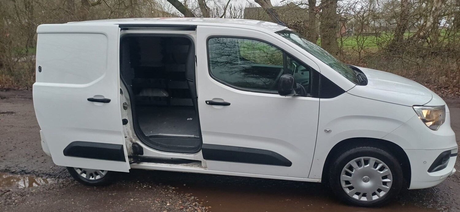 Used Vauxhall Combo 2020 for sale - 77283885: Photo 4