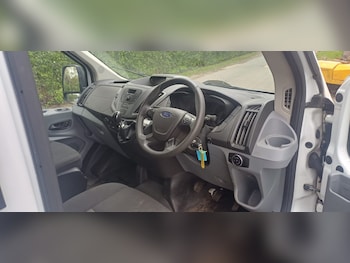 Used Ford Transit 2018 for sale - 78282645: Photo