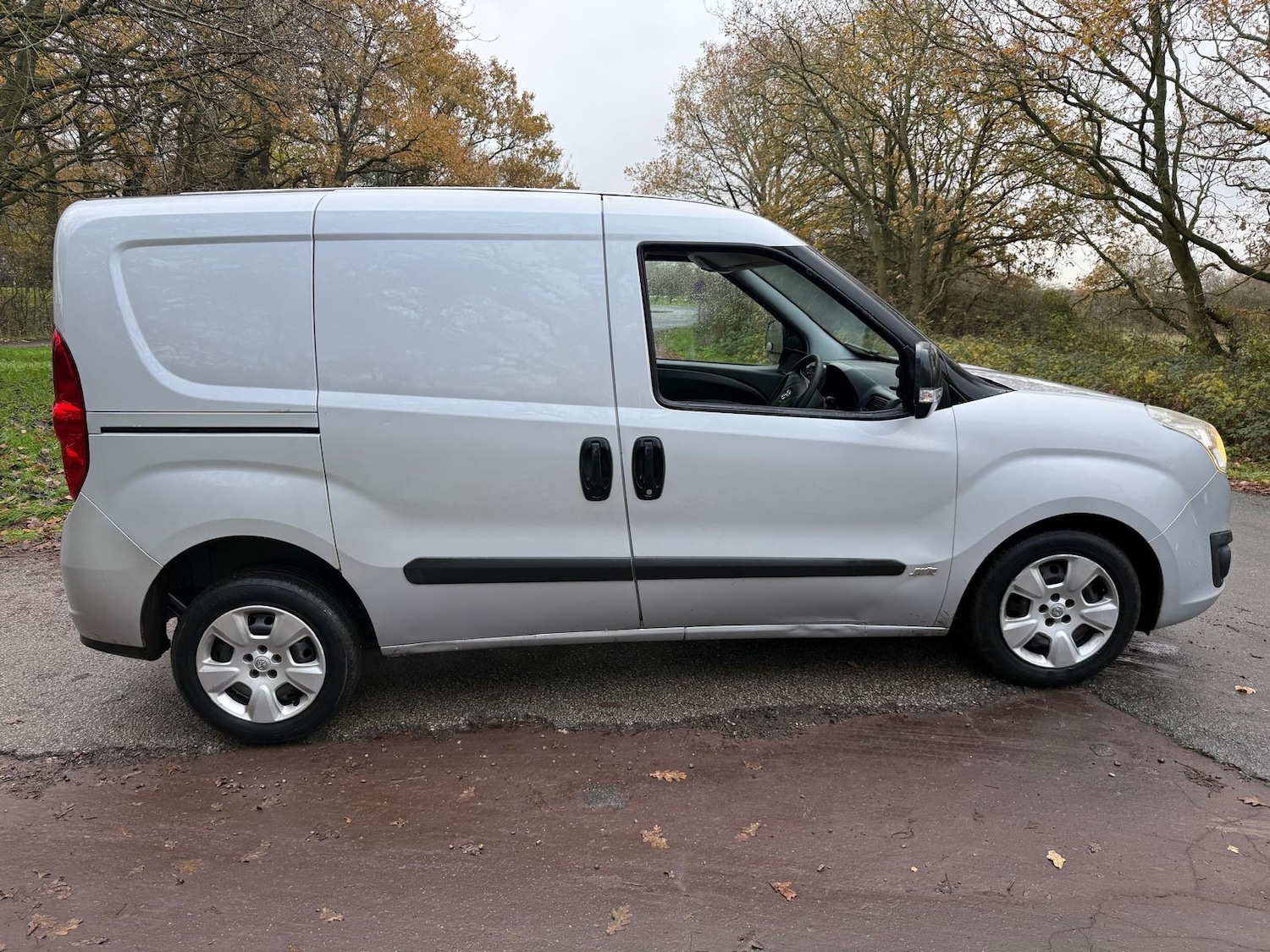 Used Vauxhall Combo 2016 for sale - 76807048: Photo 2