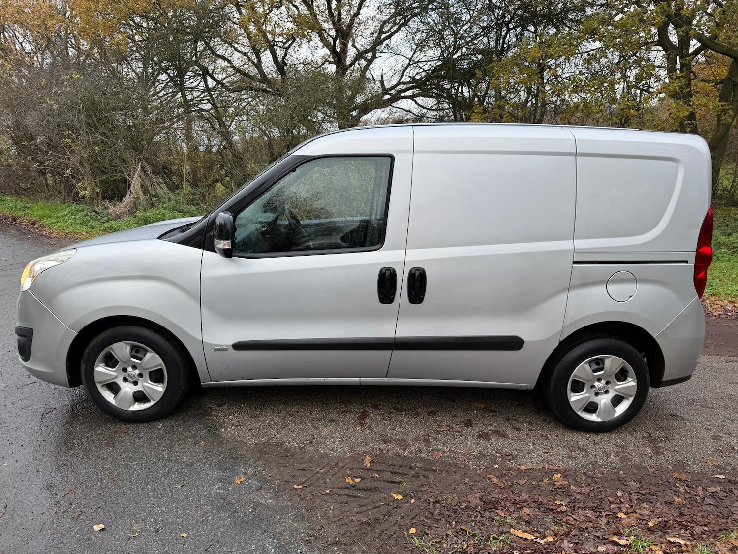 Used Vauxhall Combo 2016 for sale - 76807048: Photo 4