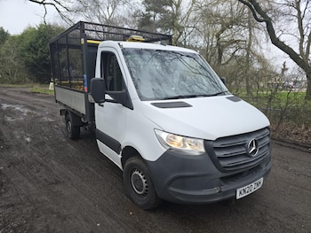 Mercedes-Benz Sprinter feature image
