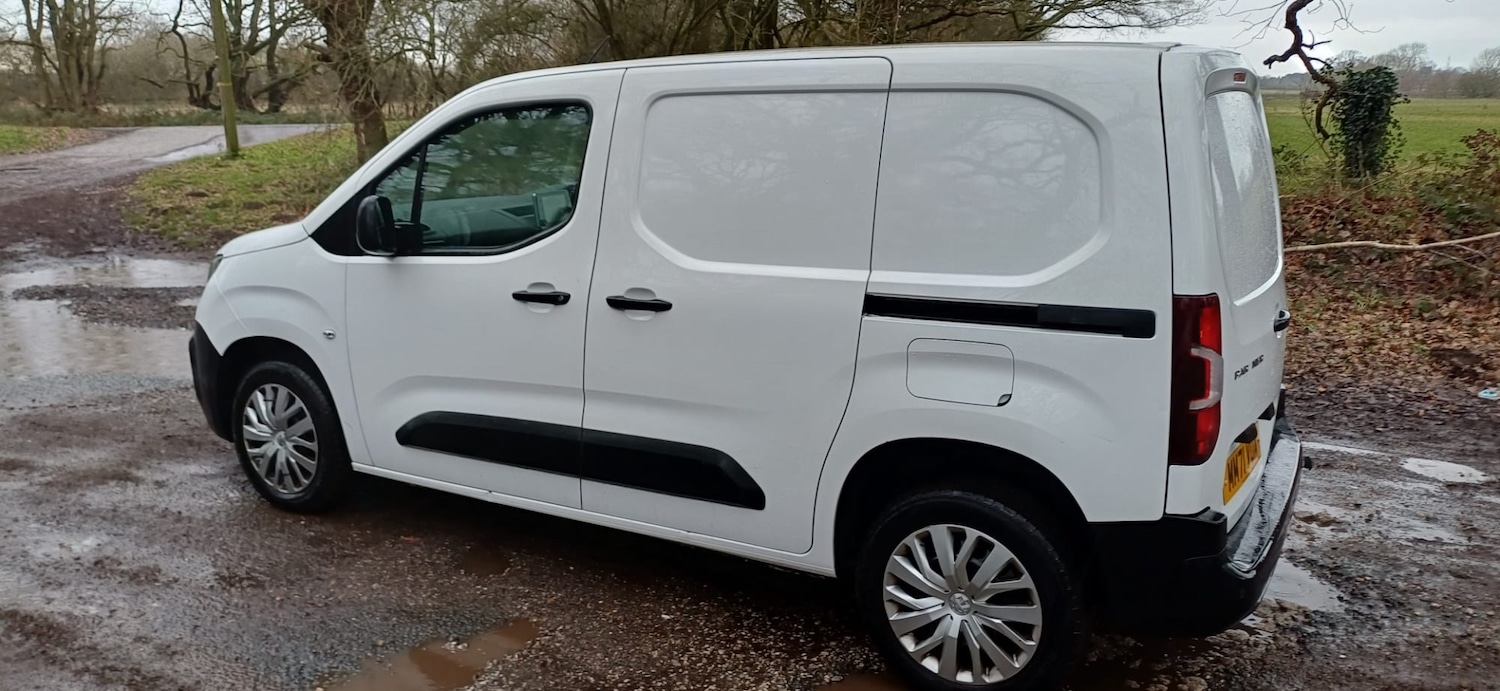 Used Peugeot Partner 2022 for sale - 77124110: Photo 3