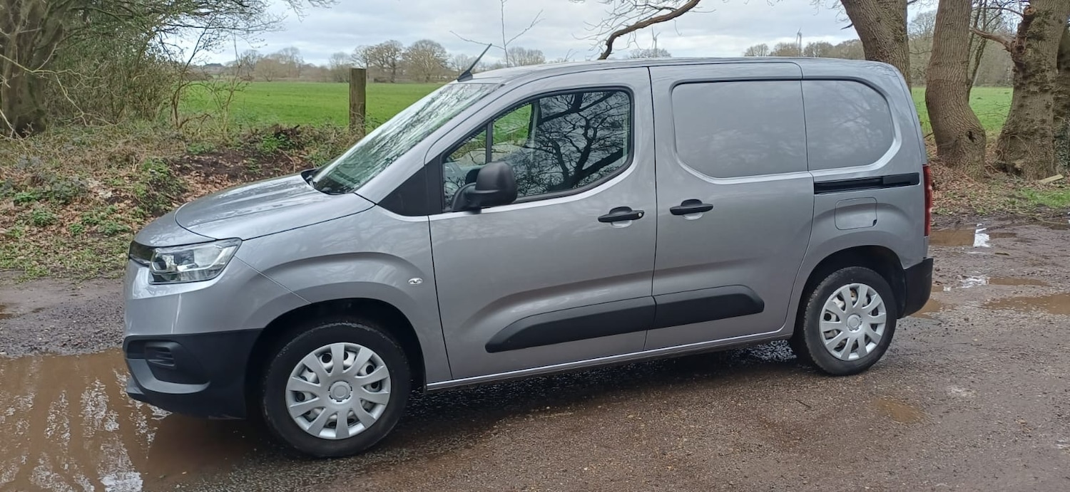 Used Toyota ProAce 2022 for sale - 77873620: Photo 2
