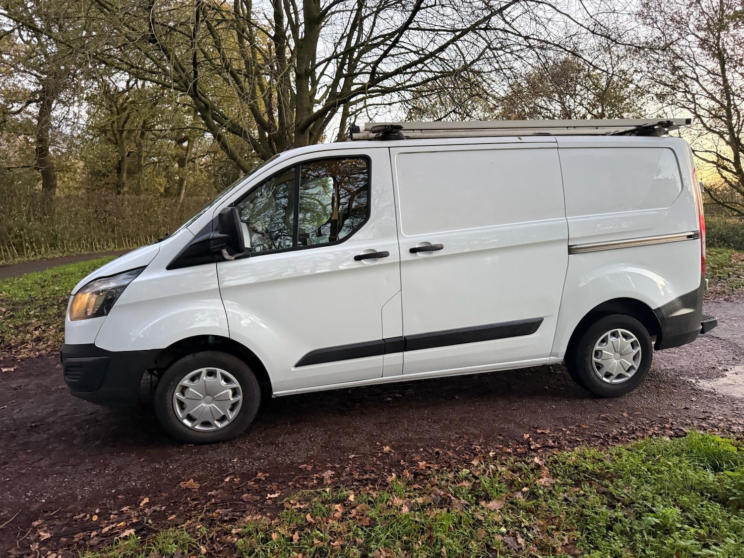 Used Ford Transit Custom 2017 for sale - 76684426: Photo 5