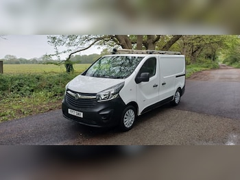 Used Vauxhall Vivaro 2017 for sale - 78477003: Photo