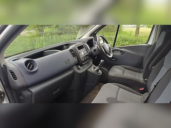 Used Vauxhall Vivaro 2017 for sale - 78477003: Photo