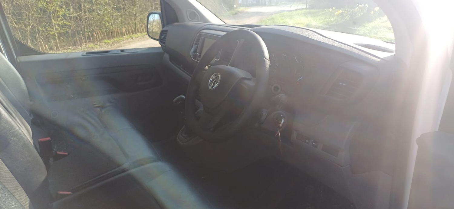 Used Vauxhall Vivaro 2020 for sale - 77760905: Photo 8