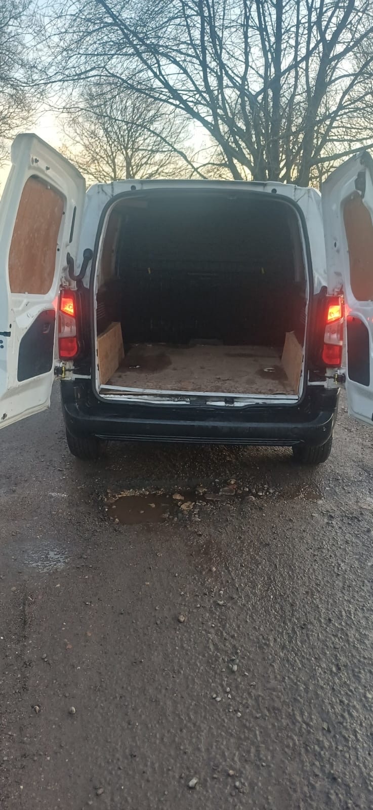 Used Peugeot Partner 2021 for sale - 77916194: Photo 10