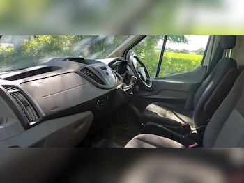 Used Ford Transit 2018 for sale - 78953772: Photo