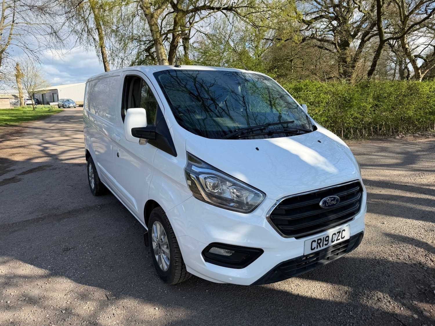 Used Ford Transit Custom 2019 for sale - 77135623: Photo 2